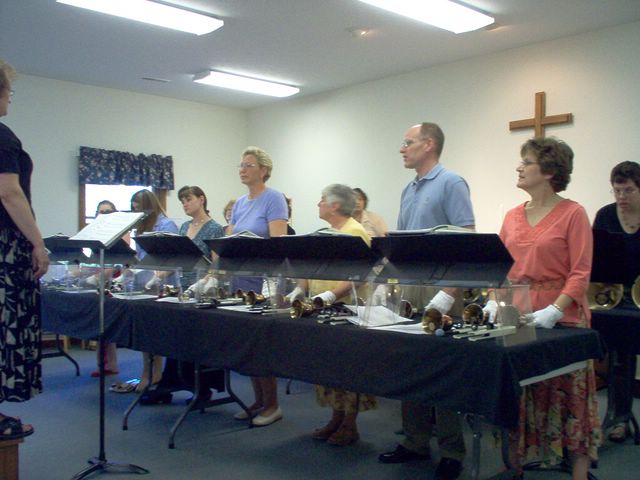 Bell_Choir_2007_1