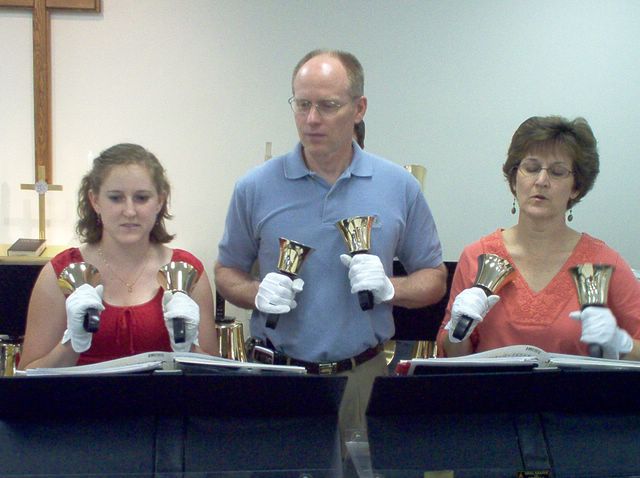 Bell_Choir_2007_11