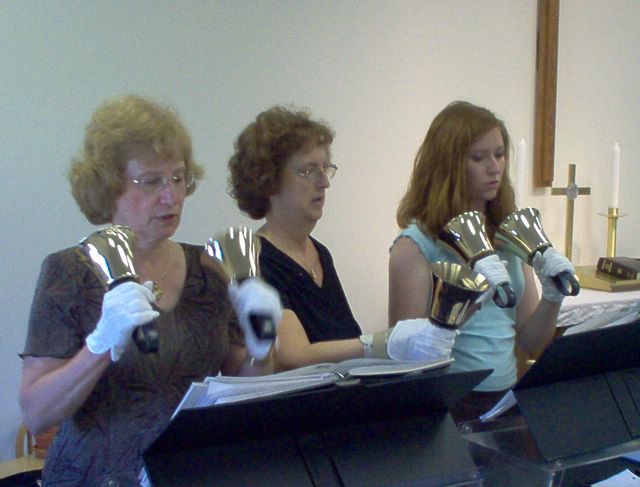 Bell_Choir_2007_9