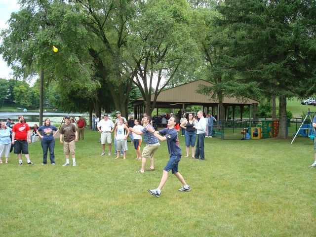 Trinity_2008_Picnic_48